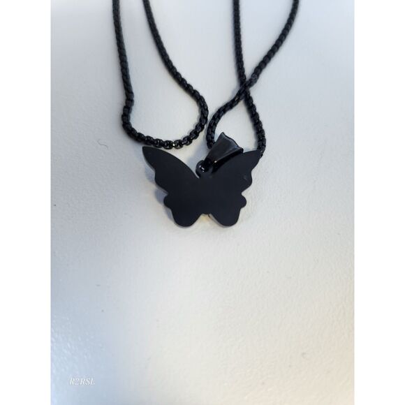 Stainless Steel Butterfly pendant with chain NWT - Picture 5 of 7